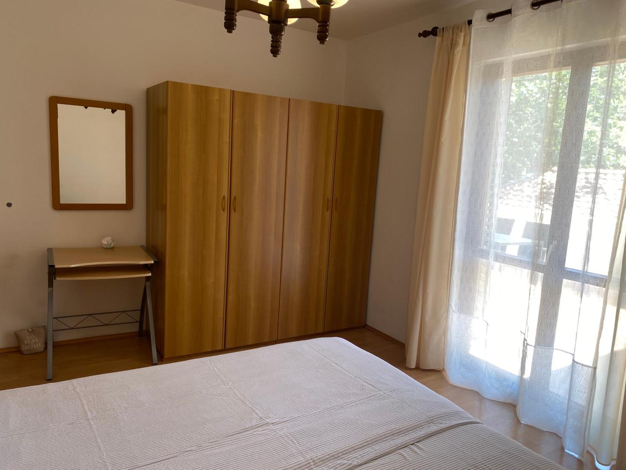 Apartments Tena With Private Parking 普拉 外观 照片