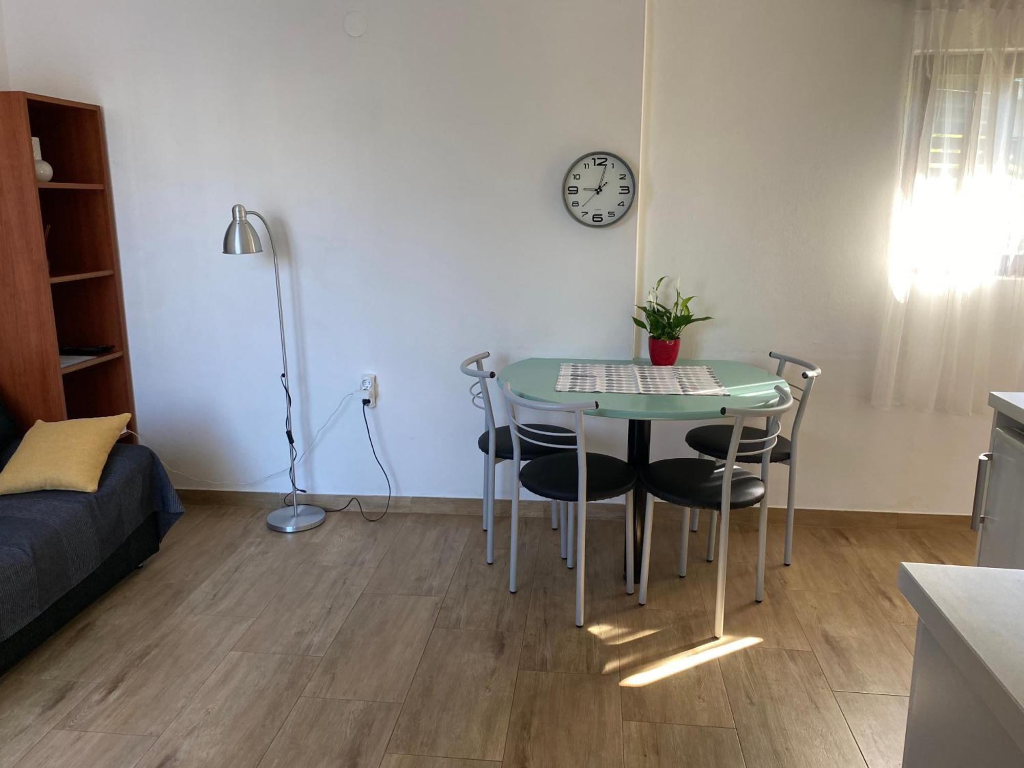 Apartments Tena With Private Parking 普拉 外观 照片