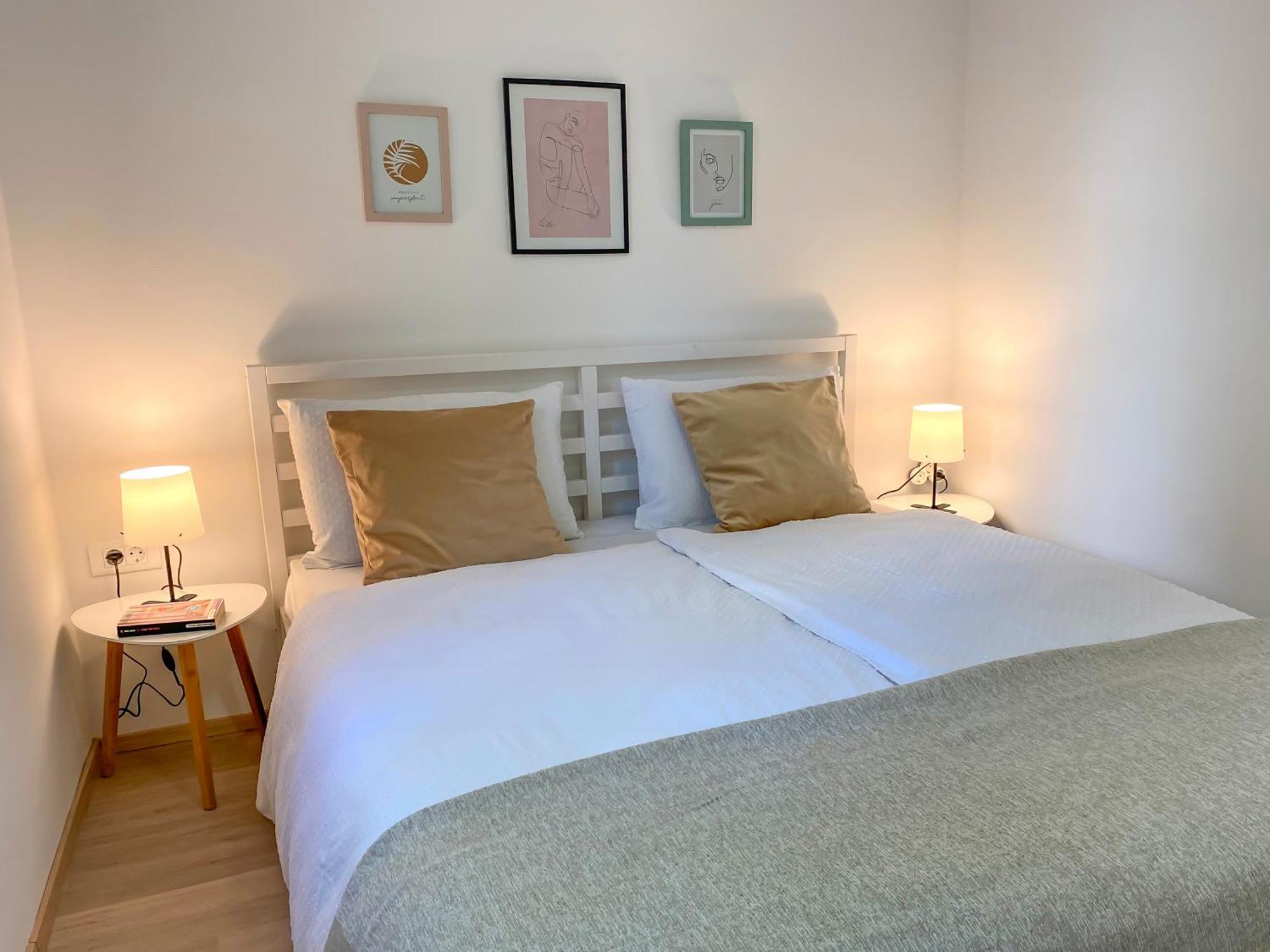 Apartments Tena With Private Parking 普拉 外观 照片