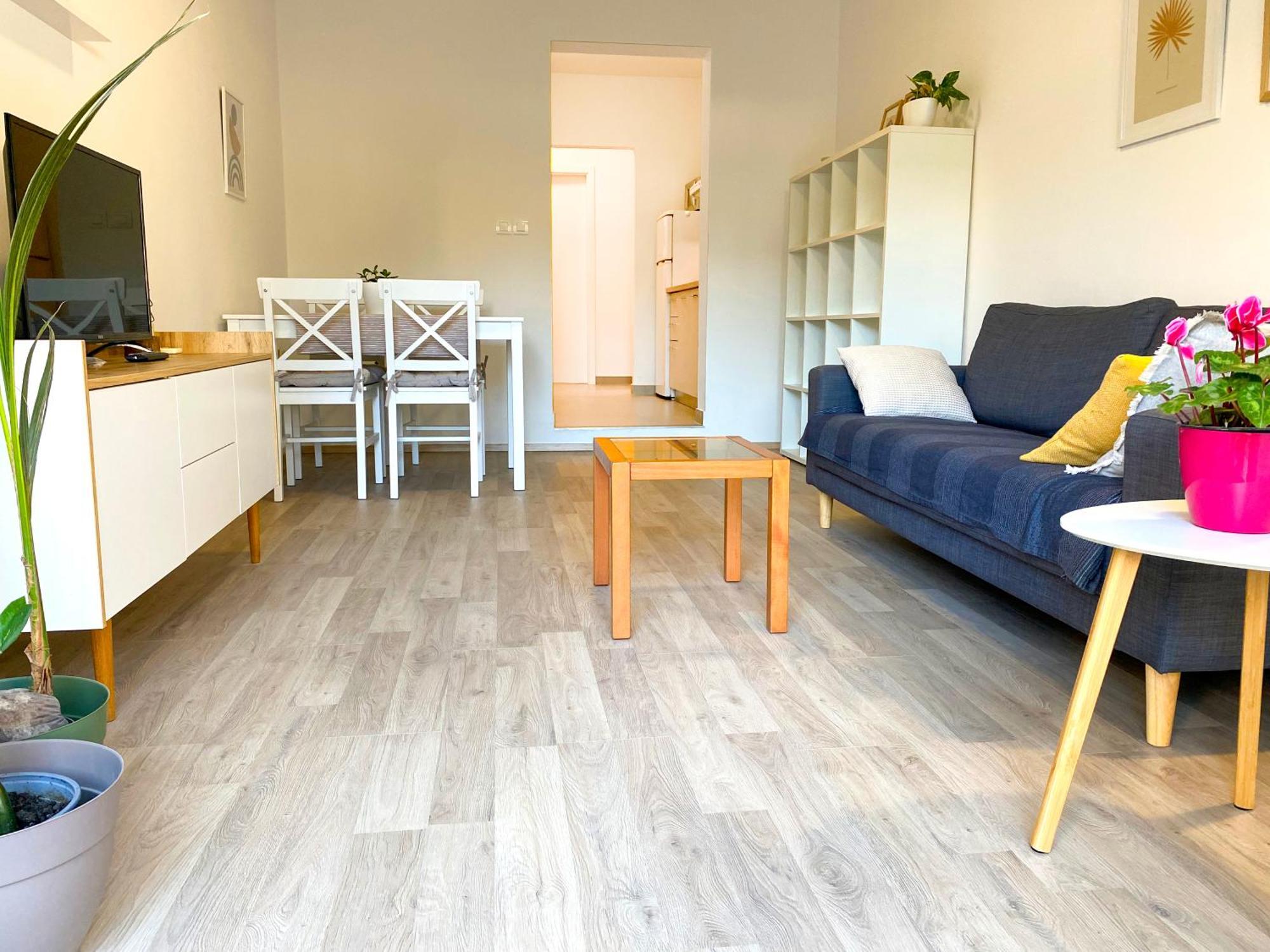 Apartments Tena With Private Parking 普拉 外观 照片